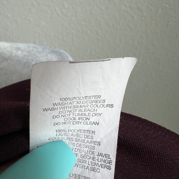 Nasty Gal Dark Red Oversized Button Down Shirt Women's 4 Shimmer Long Sleeves - Picture 7 of 7